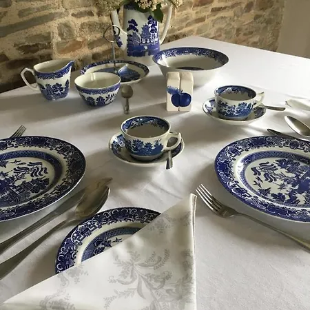 Bleu Lavande D'hotes Madre